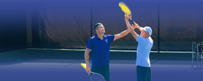 Thầy Thành trực tiếp hướng dẫn kỹ thuật Tennis Smash