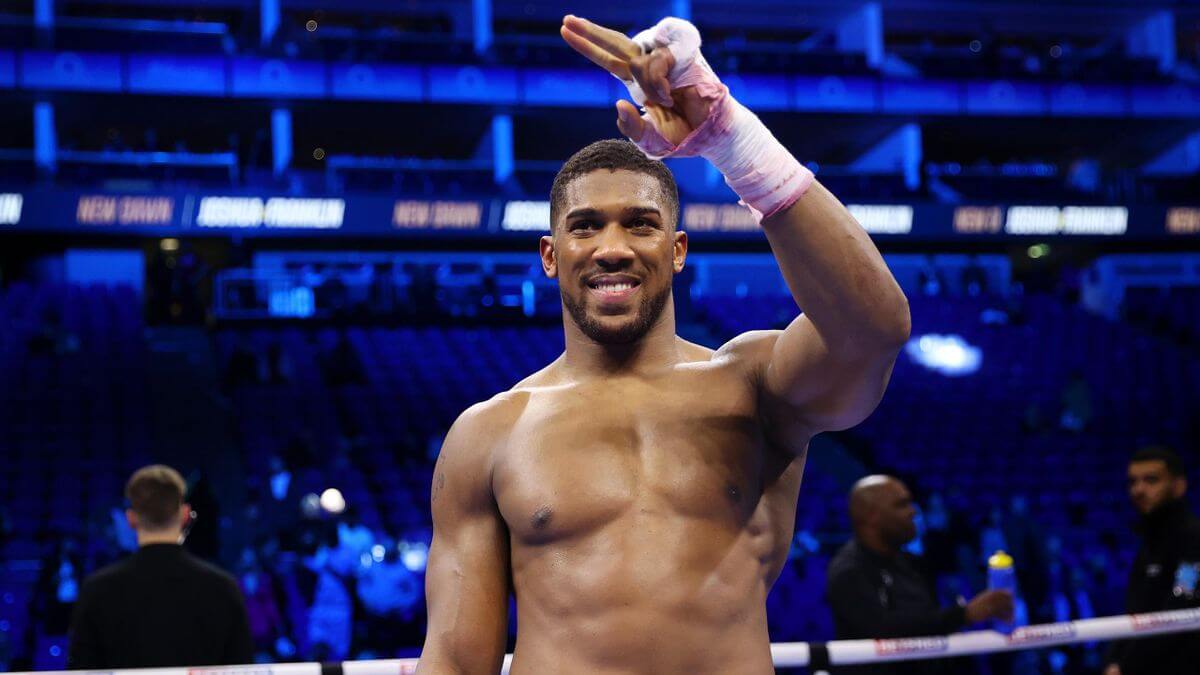 Anthony Joshua hiện nay là hình mẫu vô cùng lý tưởng của một boxer hiện đại về sự chuyên nghiệp cũng như trong phong cách thi đấu.