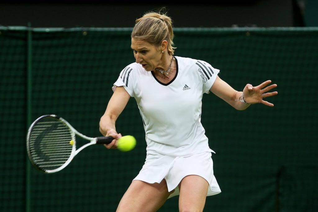 Trong quá trình thi đấu (1982-1999), Steffi Graf đạt được 22 danh hiệu Grand Slam