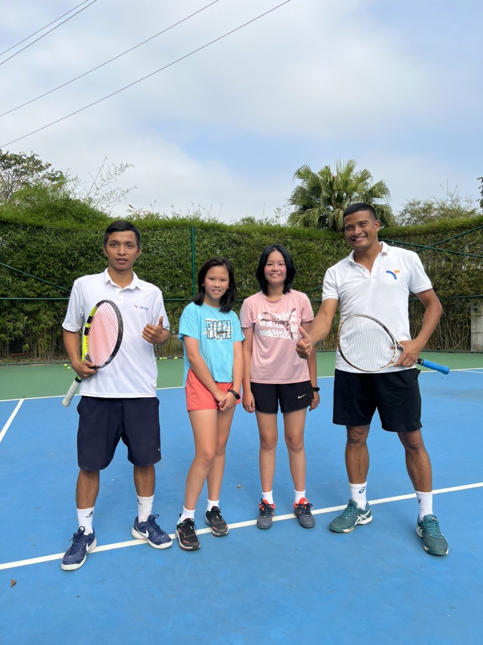 Khoá học Tennis cơ bản nhóm 2 tại Hà Nội