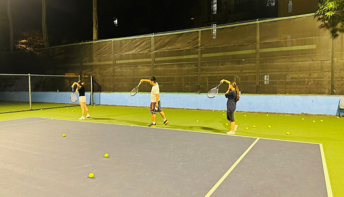 Sân Tennis Đại Học Kinh Tế Quốc Dân