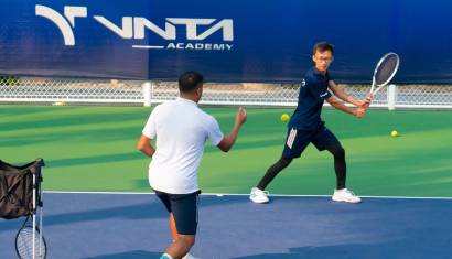 Top 13+ Bí Quyết Đánh Tennis Giỏi Như Vận Động Viên Chuyên Nghiệp | Học Viện VNTA