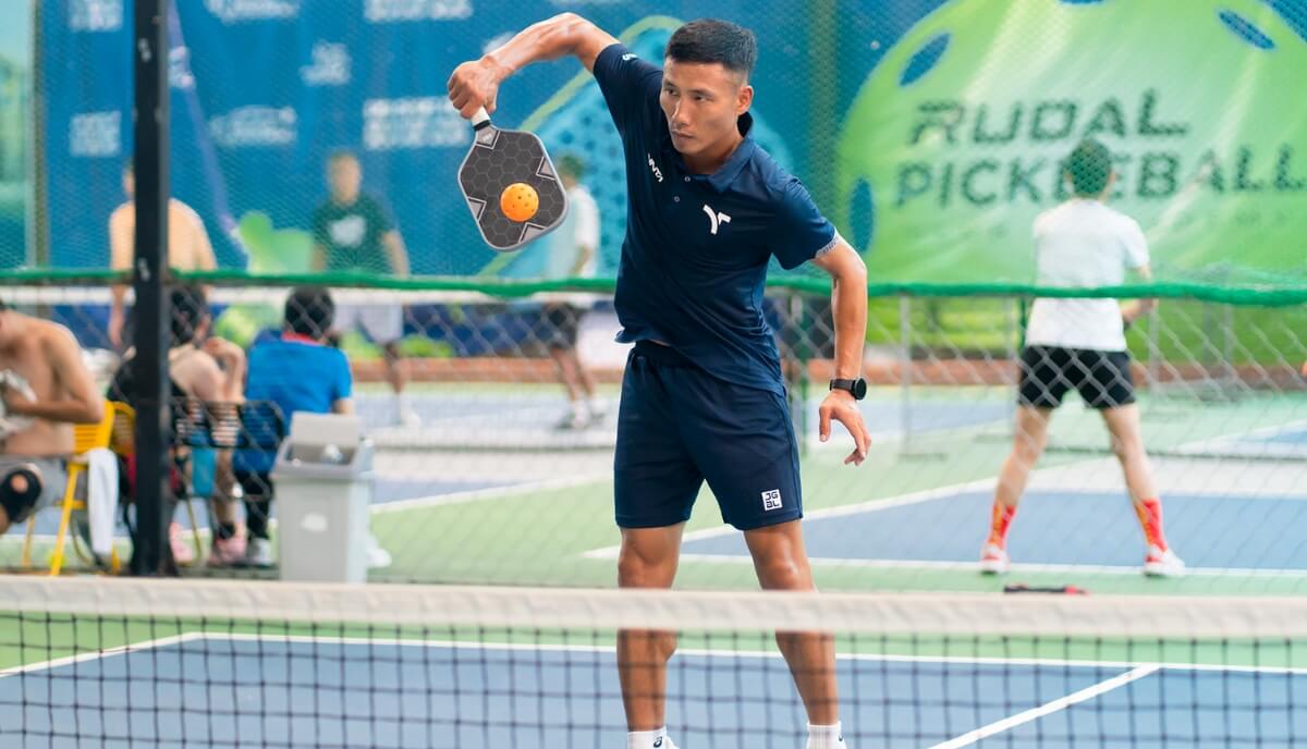 Luyện tập cá nhân là một phần quan trọng nhằm nắm vững các kỹ năng pickleball.