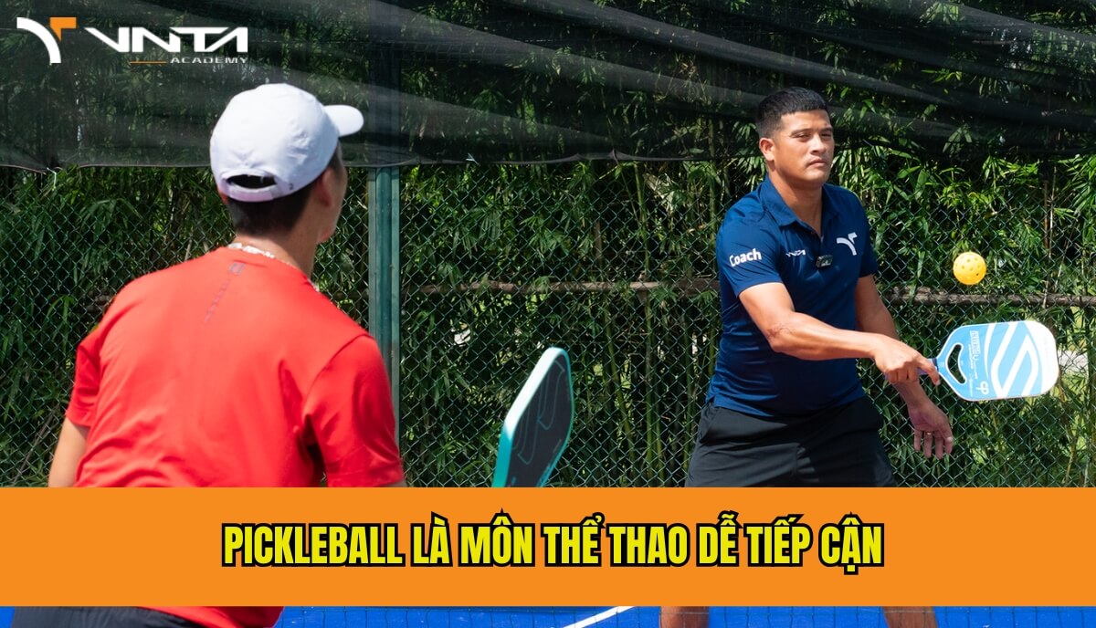 Người chơi cầu lông có thể chuyển sang Pickleball một cách dễ dàng nhờ vào những điểm tương đồng giữa hai môn