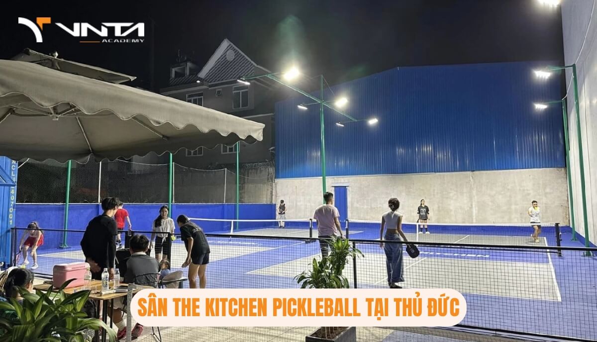 Học Pickleball Ở Đâu Tại Thủ Đức? Sân The Kitchen Pickleball