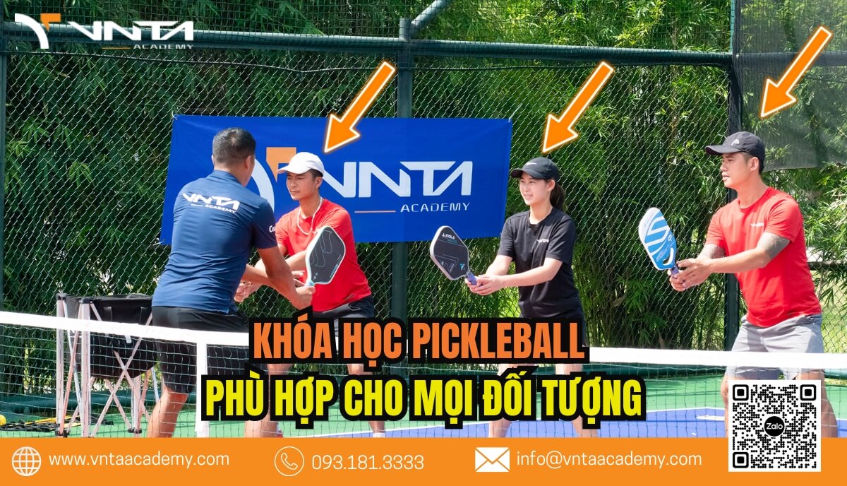 Tại Quận 10, VNTA Academy cung cấp các khóa học Pickleball dành cho mọi lứa tuổi.