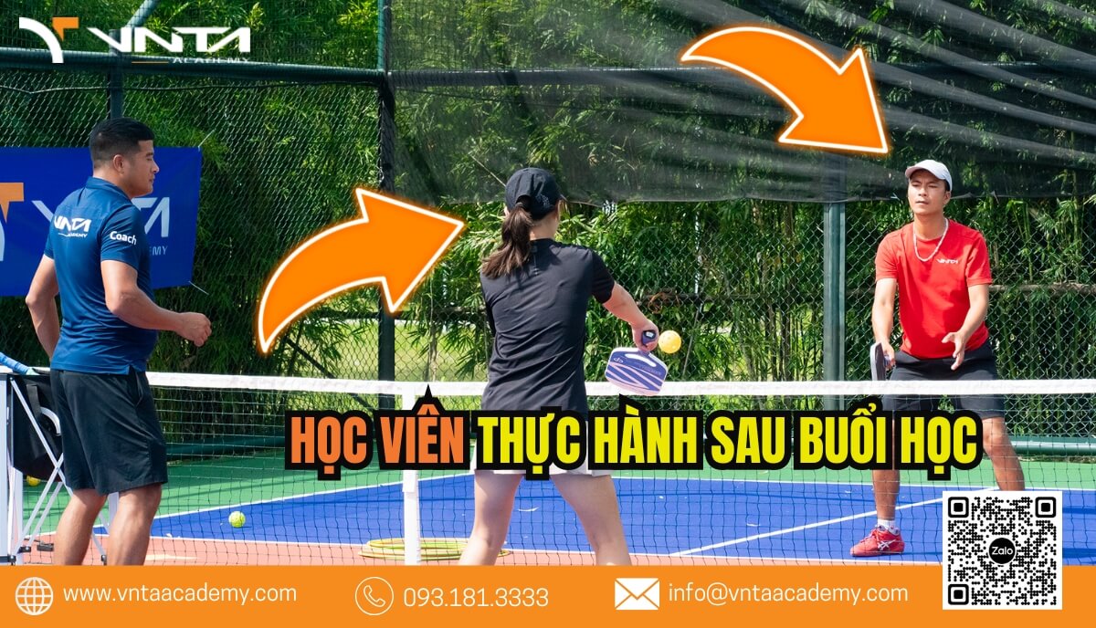 Phương pháp giảng dạy Pickleball tại VNTA Academy Quận 10 kết hợp lý thuyết và thực hành