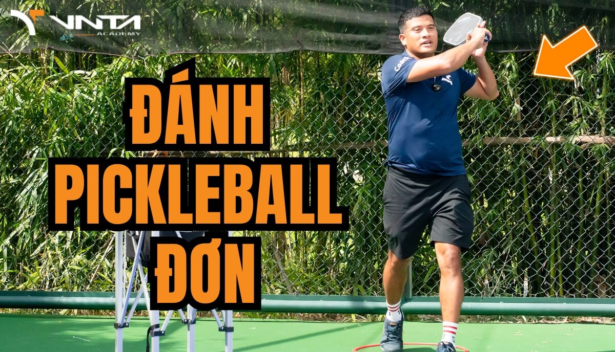 Sự Khác Nhau Giữa Pickleball Đơn Và Pickleball Đôi: Pickleball đơn: Mỗi bên sẽ chỉ có một người chơi.