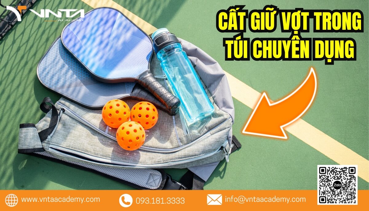 Sau khi vệ sinh xong, việc cất giữ vợt pickleball đúng cách là rất quan trọng để bảo vệ và kéo dài tuổi thọ của vợt.