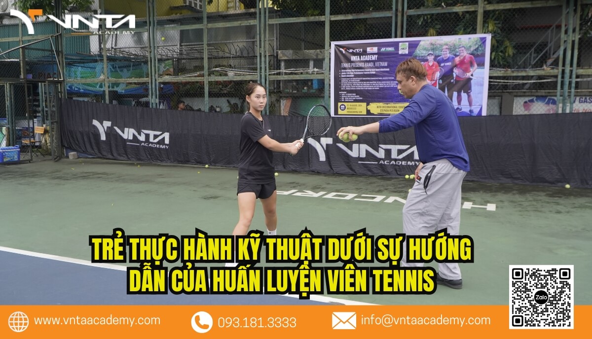 Kết thúc khóa học đào tạo tennis cho trẻ em chuẩn quốc tế tại VNTA Academy, trẻ không chỉ sở hữu nền tảng kỹ thuật vững chắc mà còn phát triển toàn diện về thể chất và tinh thần